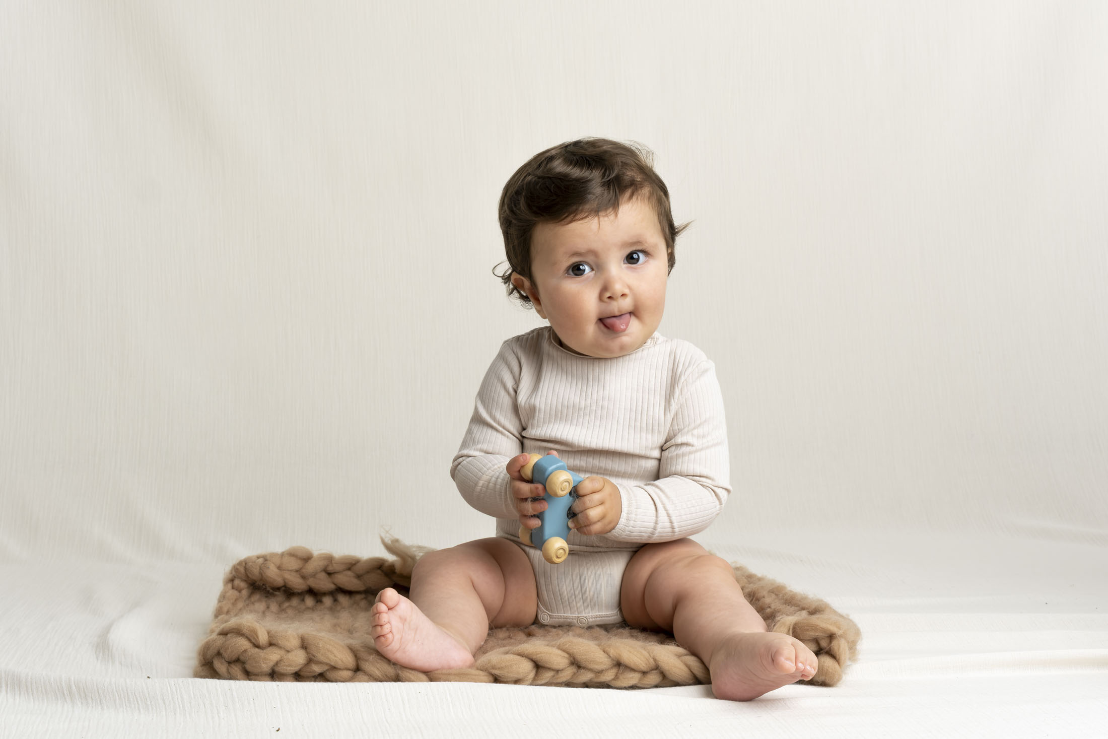 Photographe bébé bebe marseille aubagne allauch